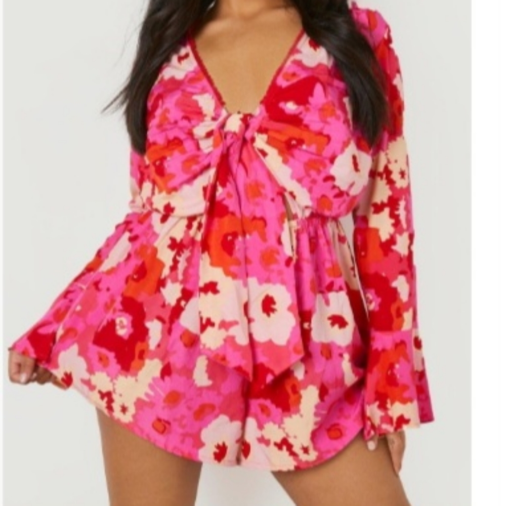 Plus Woven Floral Print Tie Front Playsuit - 20 *BRAND NEW*
